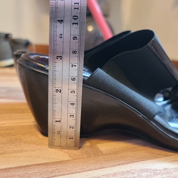 DexFlex By Dexter Size 9 Comfort Black Stretch Wedge Sandals - Picture 6 of 8